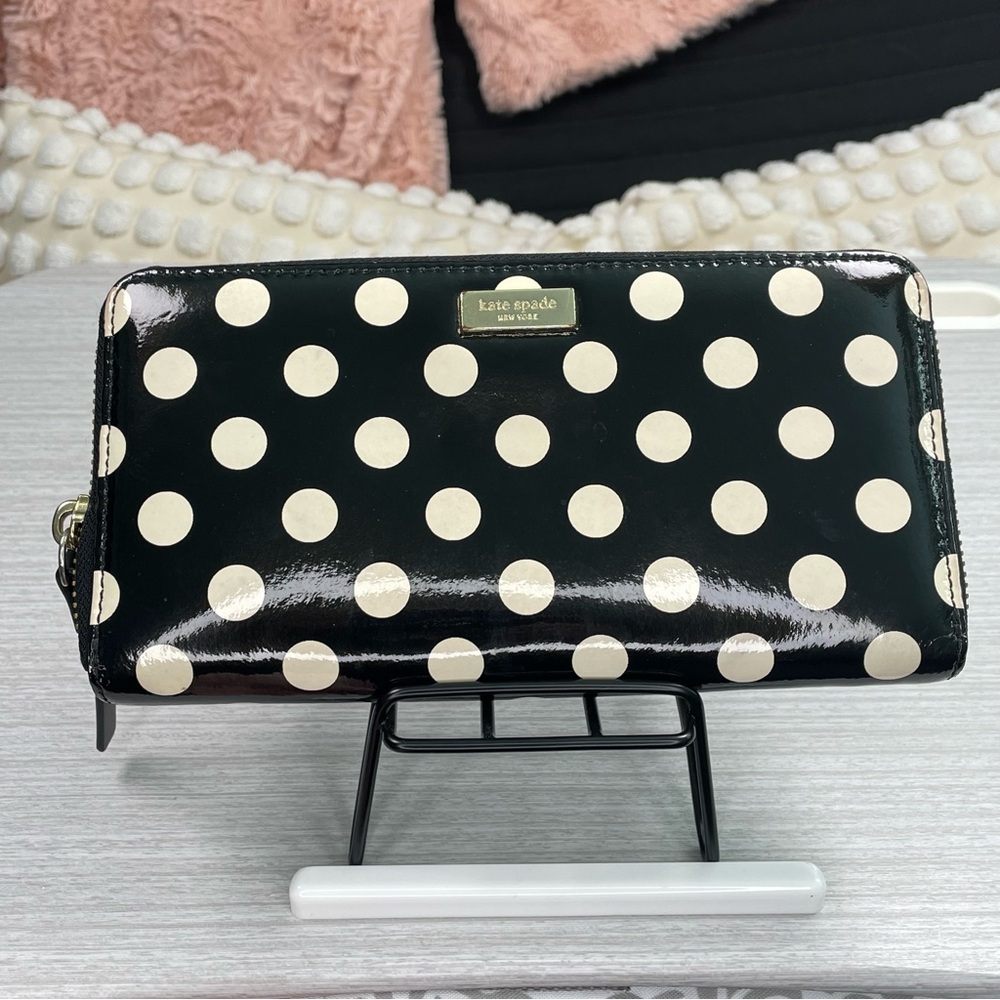 Kate Spade POLKA DOT WLRU2109 Neda Carlisle Street Zip Wallet Black Cream